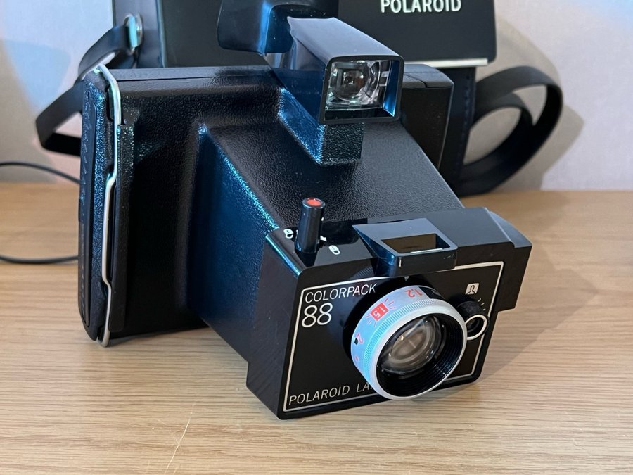 Vintage Polaroid Colorpack 88