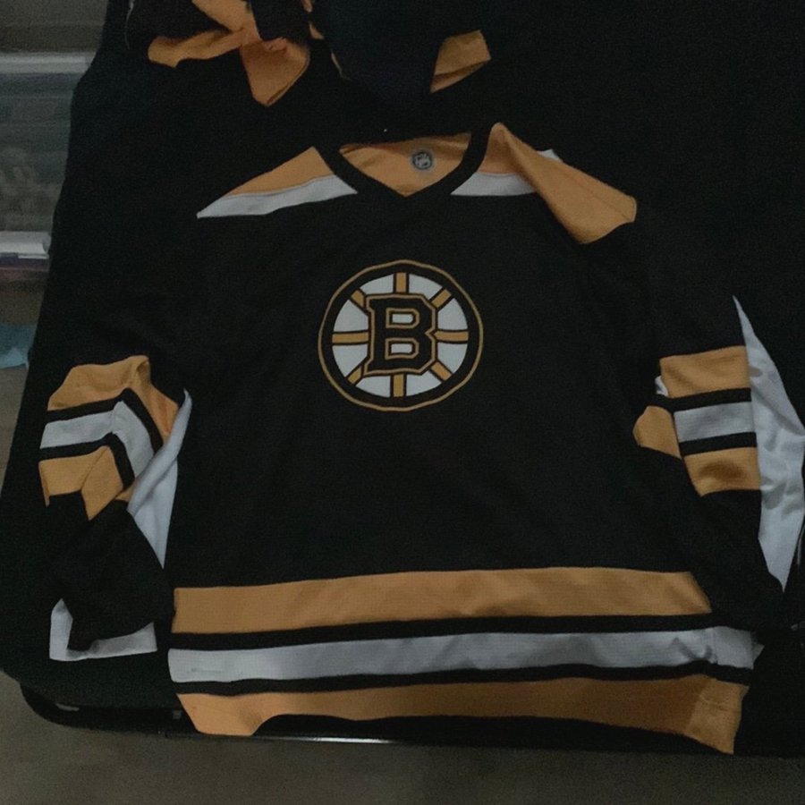 Boston Bruins svart tröja storlek XXL