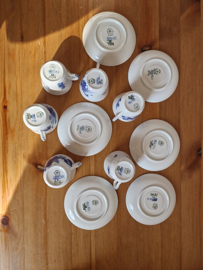 Royal Copenhagen Blå blomster 6 cups and 6 saucers perfekt skick