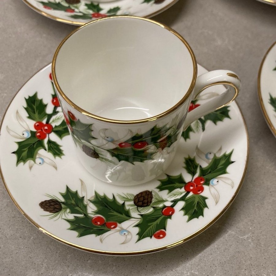 ROYAL GRAFTON England 4 st koppar med fat NOEL jul