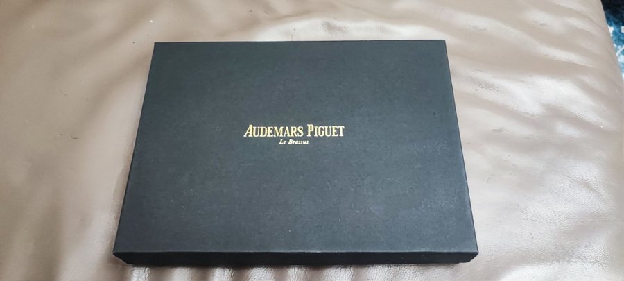 Audemars Piguet läder väskor