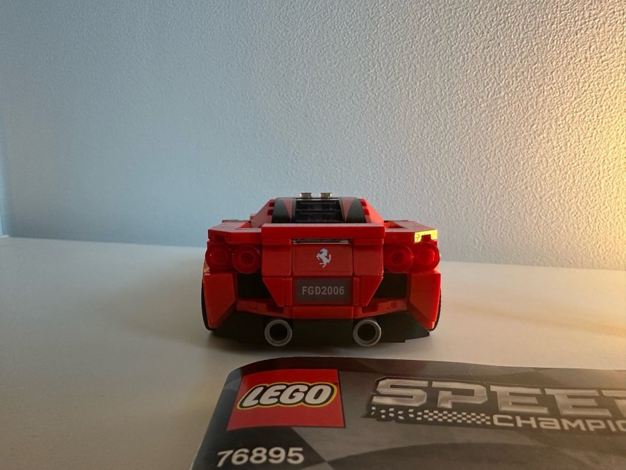 LEGO Speed Champions Ferrari F8 Tributo 76895