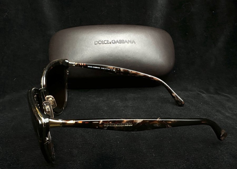 Dolce  Gabbana DG 2113 Sunglasses FANTASTISKT SKICK! SE HIT! OM DU HAR PENGARNA