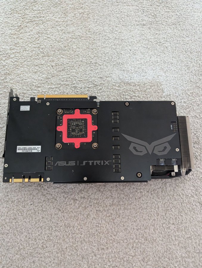 ASUS GeForce GTX 980 Ti Strix (EJ FUNGERANDE)