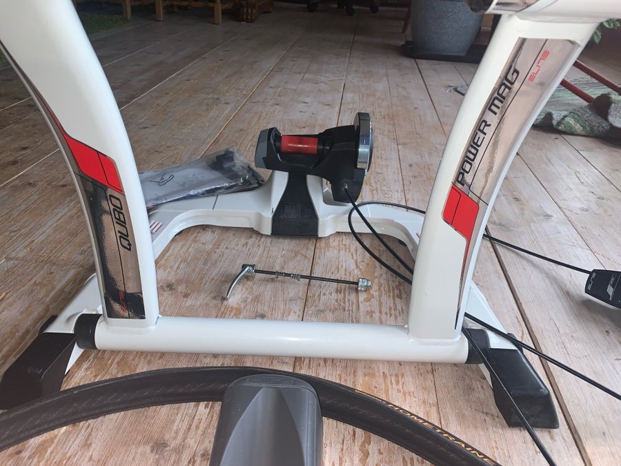 Cykeltrainer Elite Power Mag Elite Hometrainer