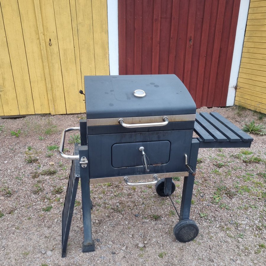 Grill med lock