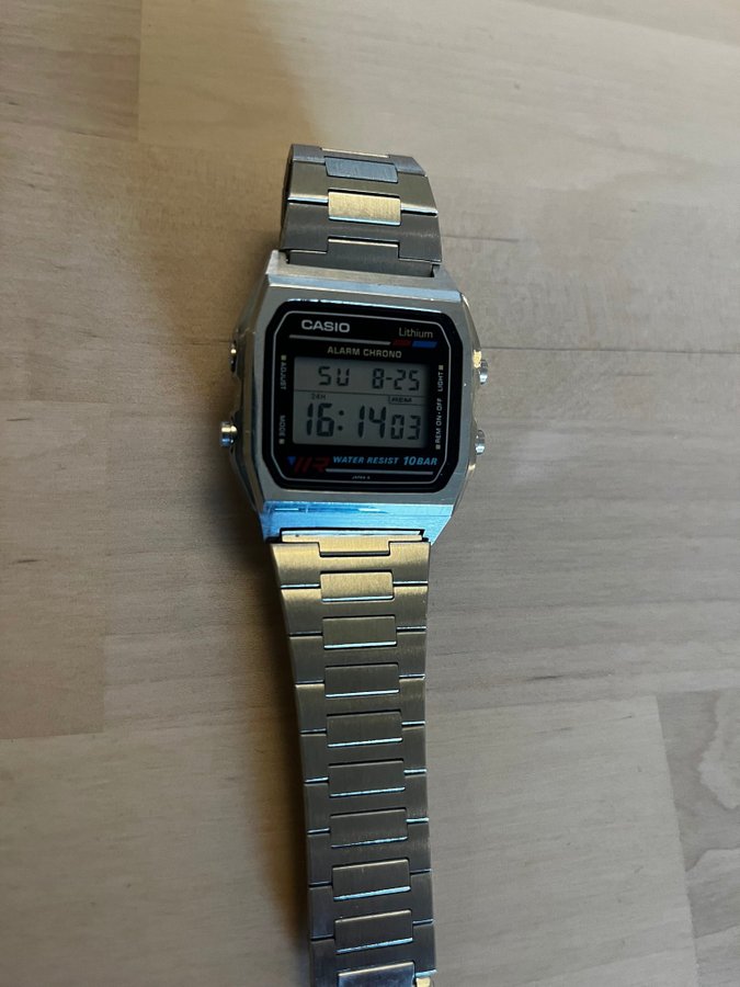 Casio W-780 Alarm Chronograph Digital Klocka