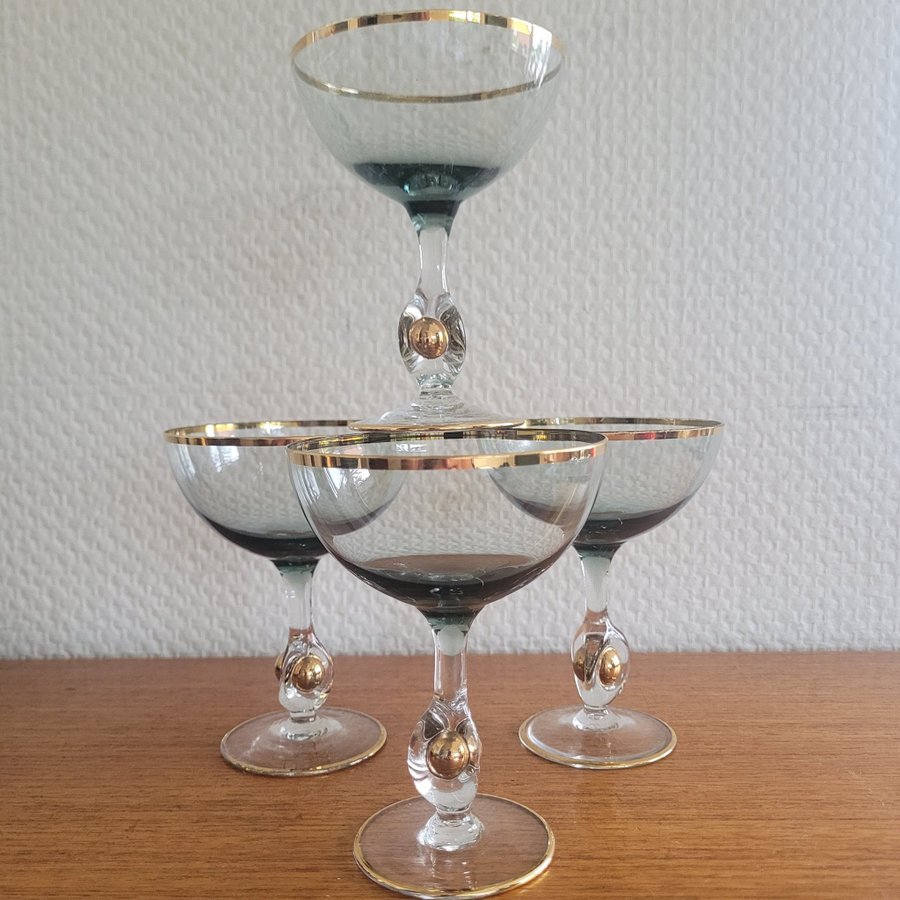 Art Deco 4 champagneglas gulddetaljer mod Suzanna Jozef Stanik Zlatno glassware