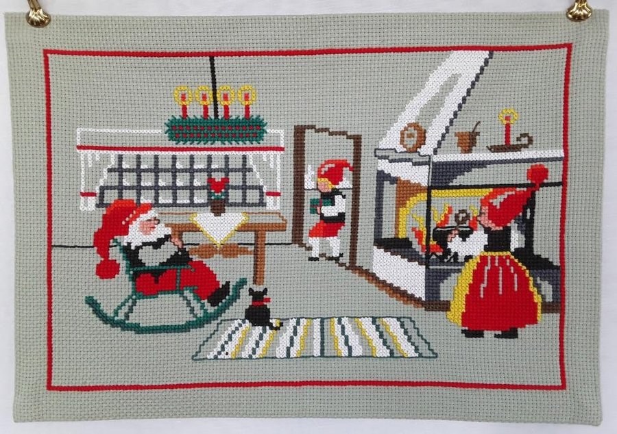 Broderad bonad - Tomte i gungstol