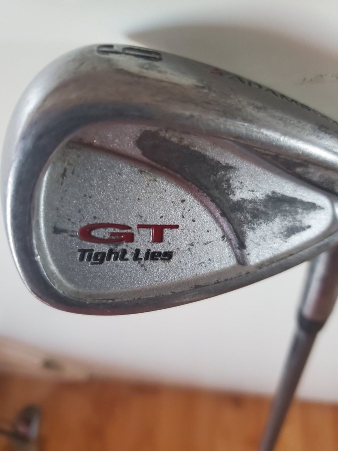 Adams Golf GT Tight Lies Järnset 3-9 PW SW samt grafitskaft