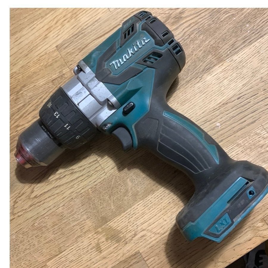 Makita Slagborrmaskin