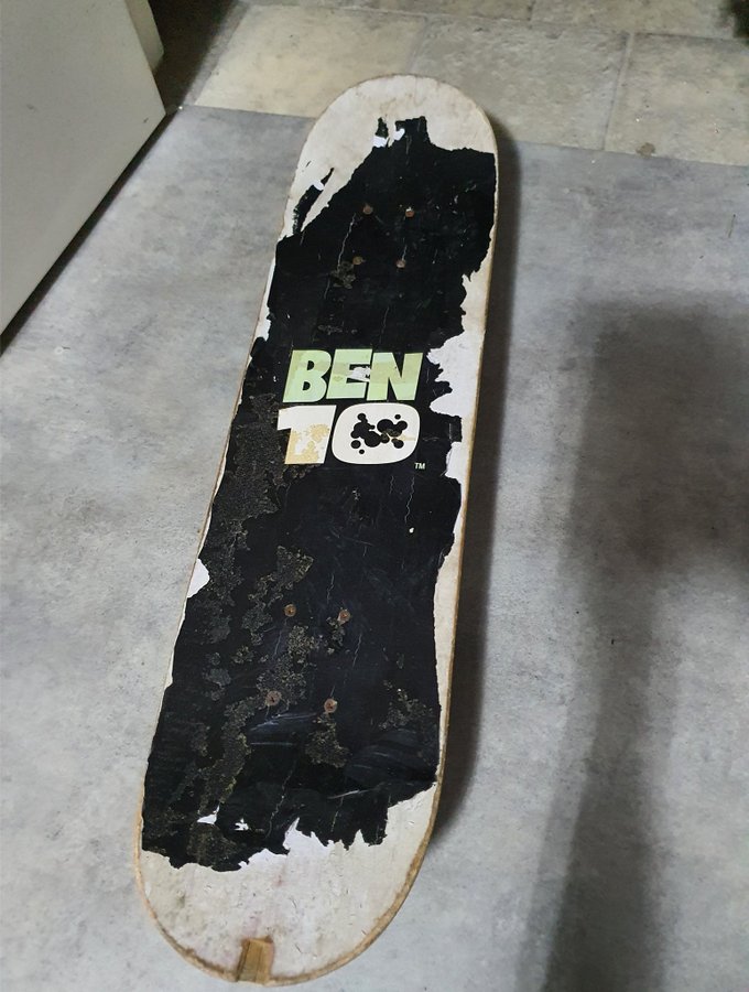 Ben 10 Skateboard