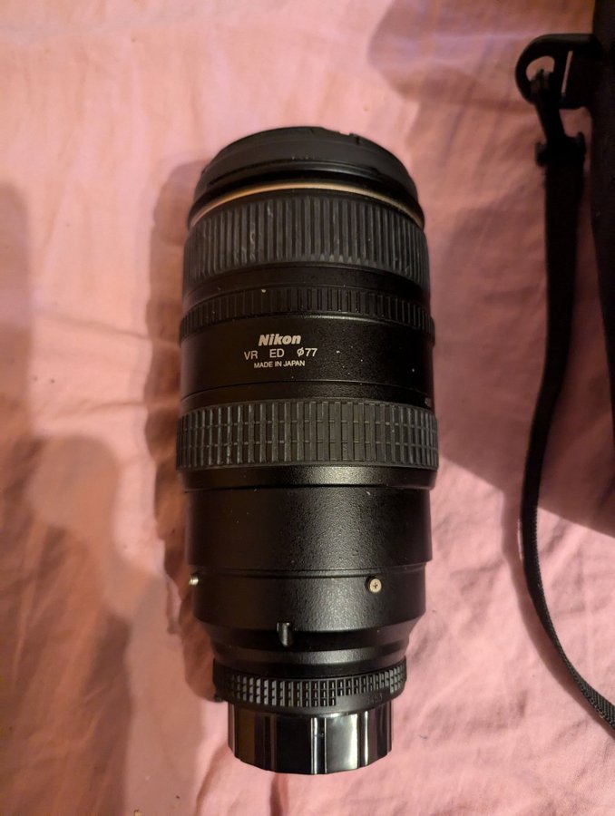 Nikon AF-S VR Nikkor 80-400mm f/4.5-5.6D ED VR Objektiv bra skick