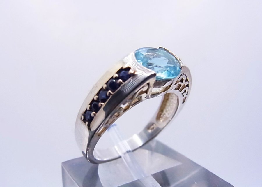 BLAUTOPAS - SAPHIR RING , TOPAS 2 KARAT