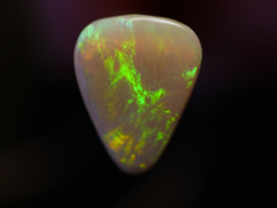 0.8ct Crystal Opal Lightning Ridge Australien