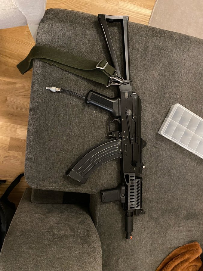 Airsoft VFC ak74u dx2 med polarstar kythera HPA och tillbehör