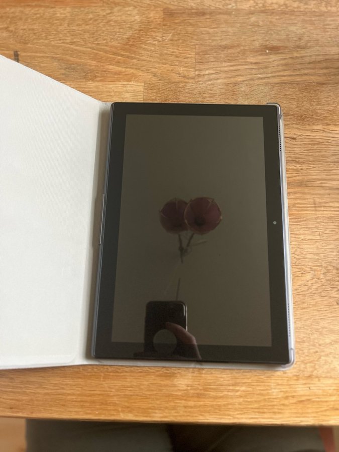 Lenovo Tab4 10