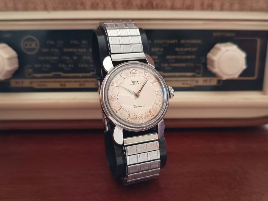 Vintage Swiss Made Wyler Art Deco Watch from the 50s