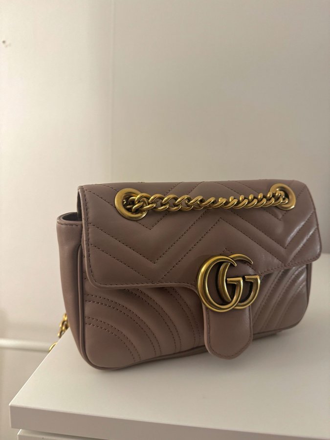 Gucci mini marmont