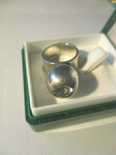 Vintage silverring 1968 ,med bergkristall st.16 vikt 8gr svenska stämplar.