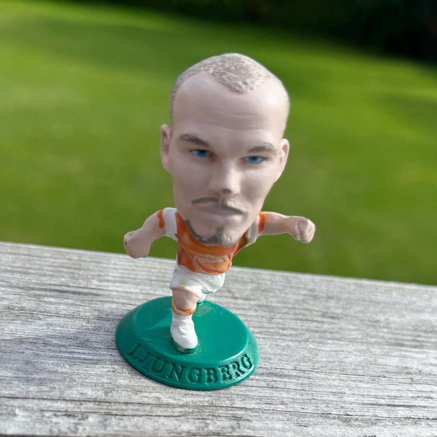 Fredrik Ljungberg fotbollsgubbe i Arsenaltröja