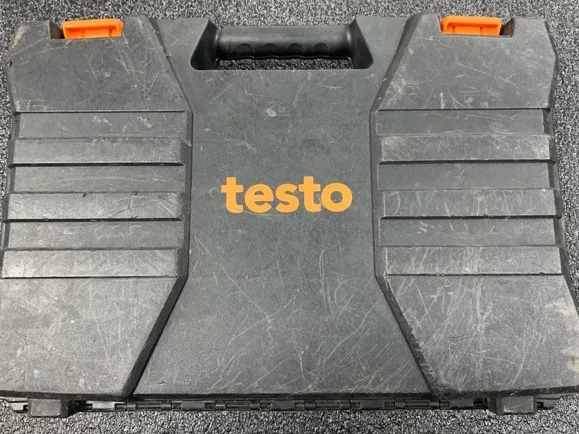 testo 557s – Smart digitalt manometerställ med Bluetooth och 4-vägs ventilblock