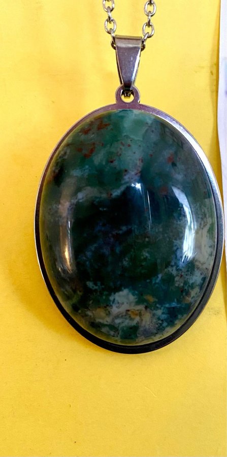 MOSSAGAT CABOCHON 40x30 mm.