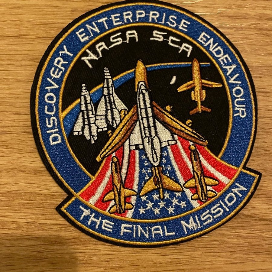 2 stora tygmärken/patch Nasa