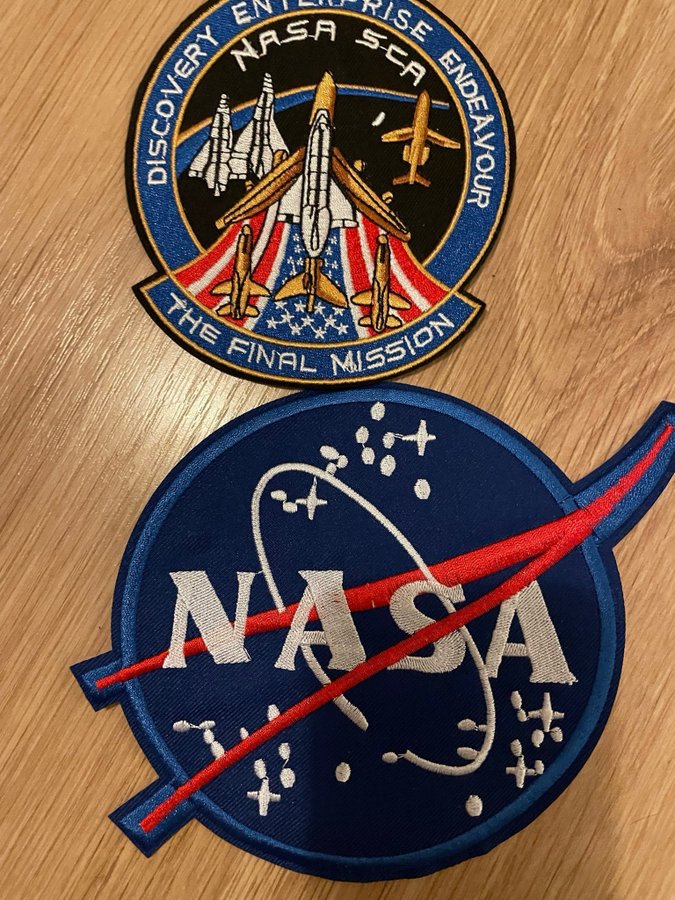 2 stora tygmärken/patch Nasa