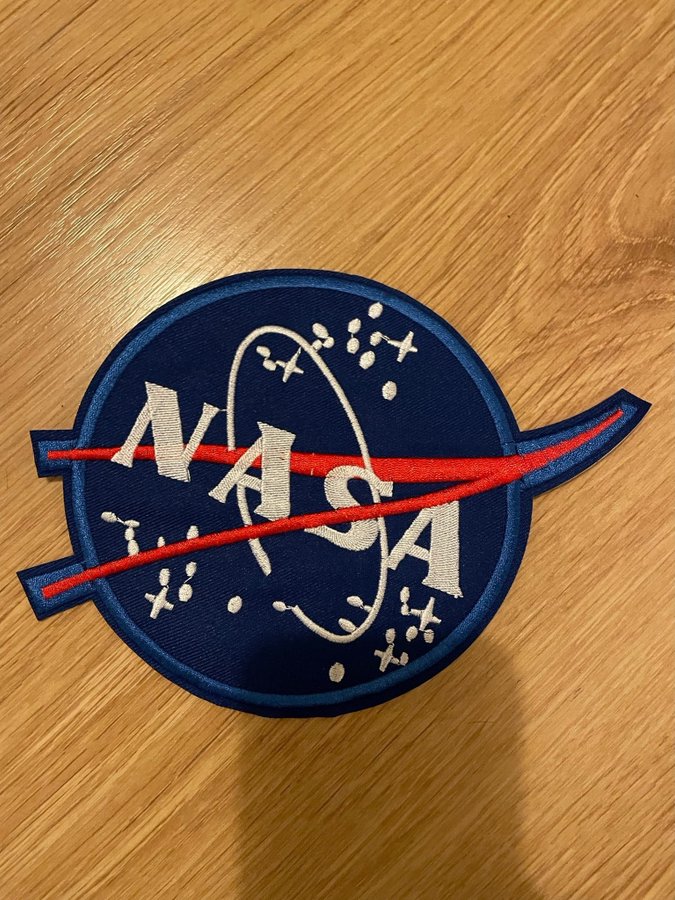 2 stora tygmärken/patch Nasa