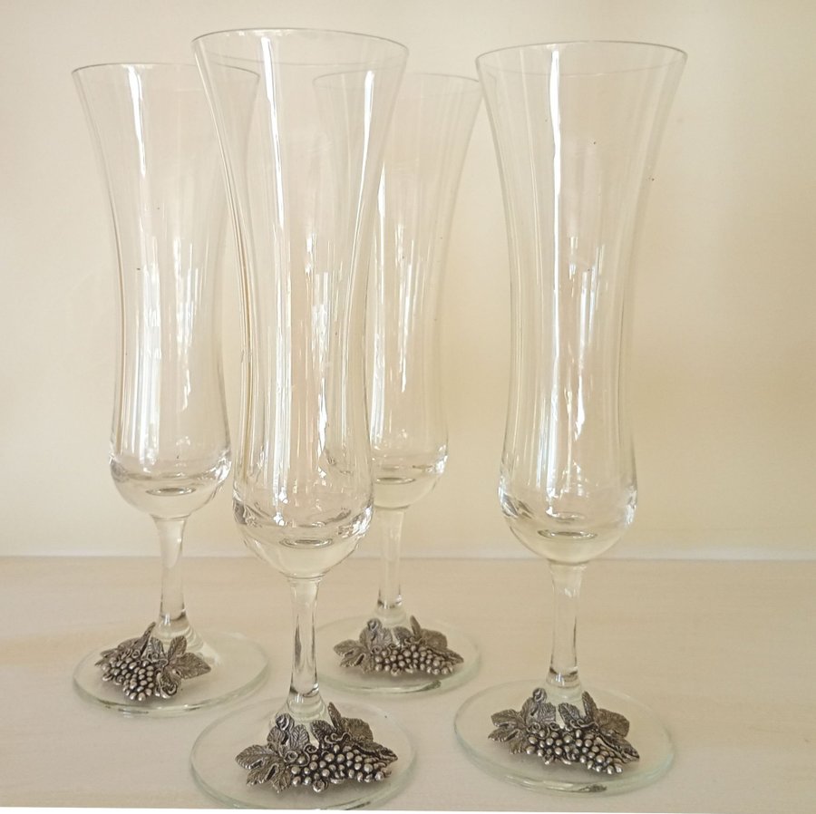 4 st champagneglas druvmotiv