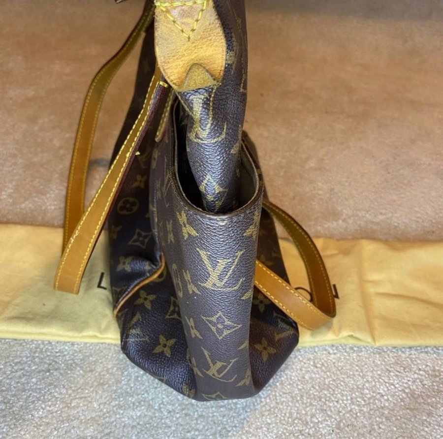 Louis Vuitton Totally