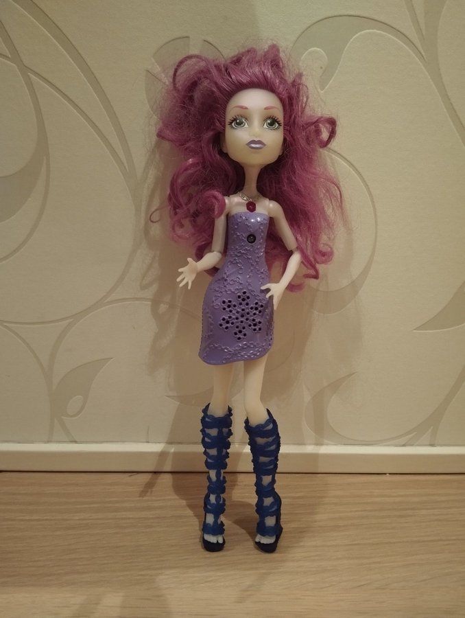 Monster High docka (2015)