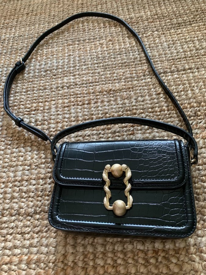 Mini black purse Zara nyskick