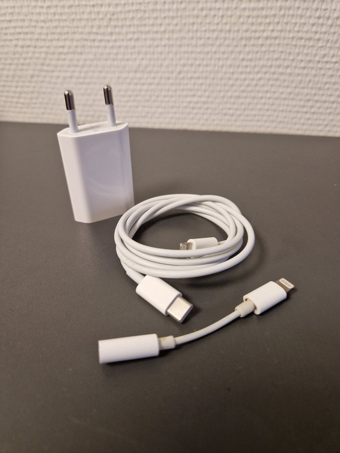 Apple Lightning till USB-C Adapter, kabel och länk till hörlurar