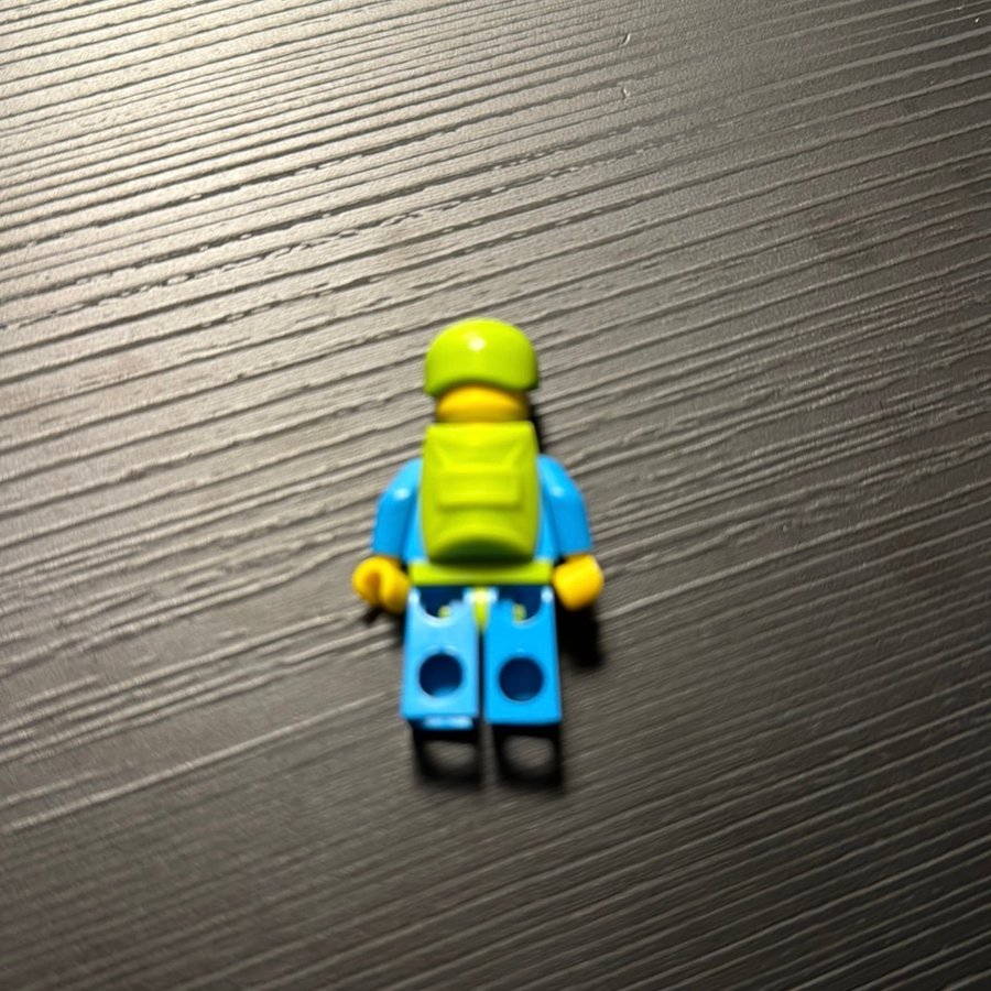 Lego Skydiver col150 figure series 10