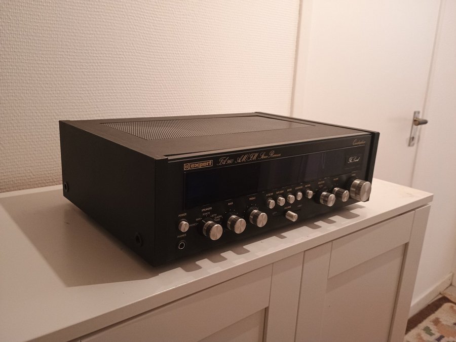 Expert TA-960 AM/FM Stereo Receiver