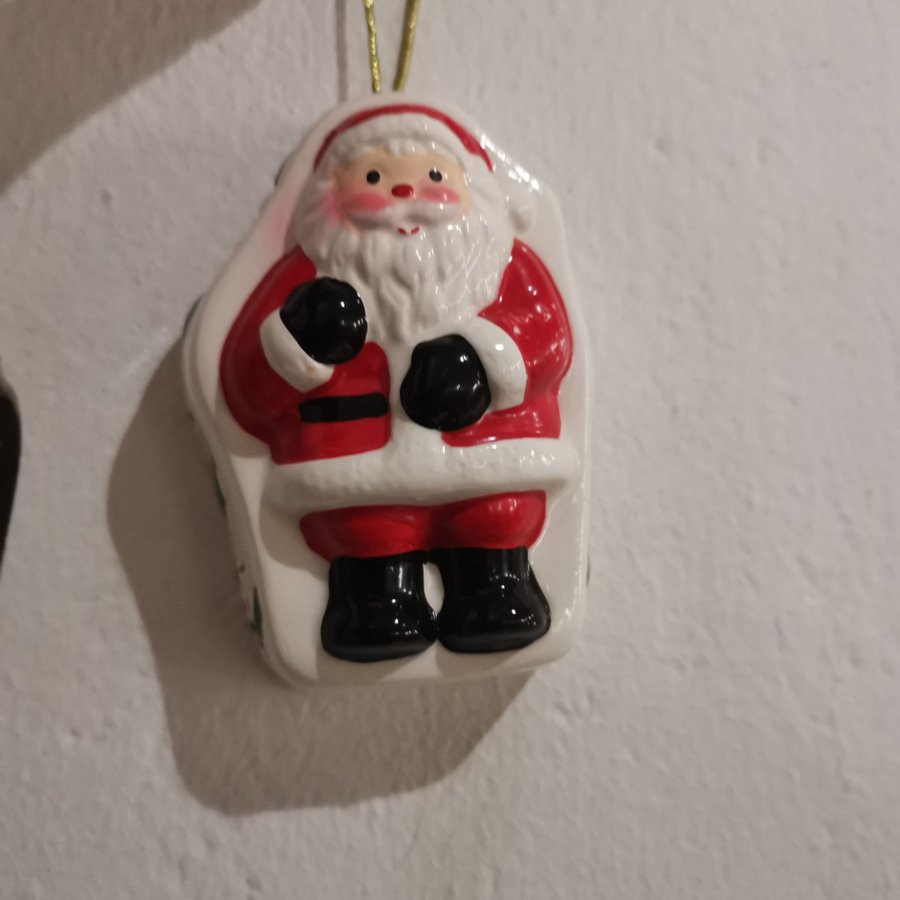 Julgranspynt i keramik