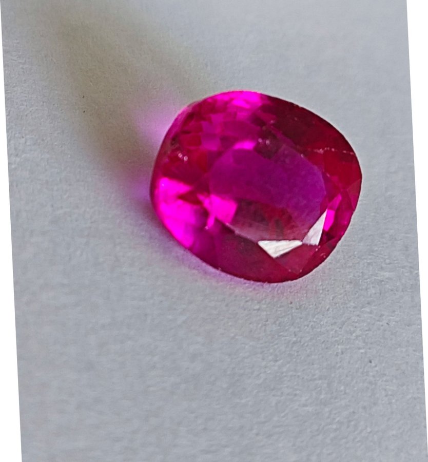 Rubellite tourmalin 7,15 ct