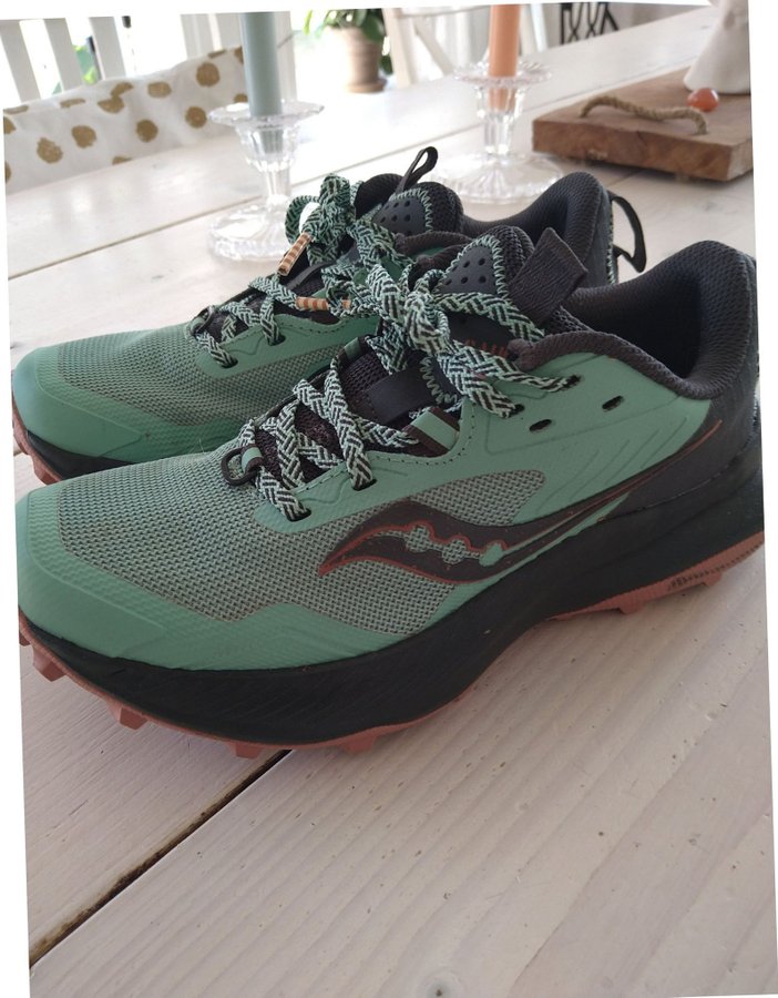 Saucony Trail Löparskor Grön Storlek 37