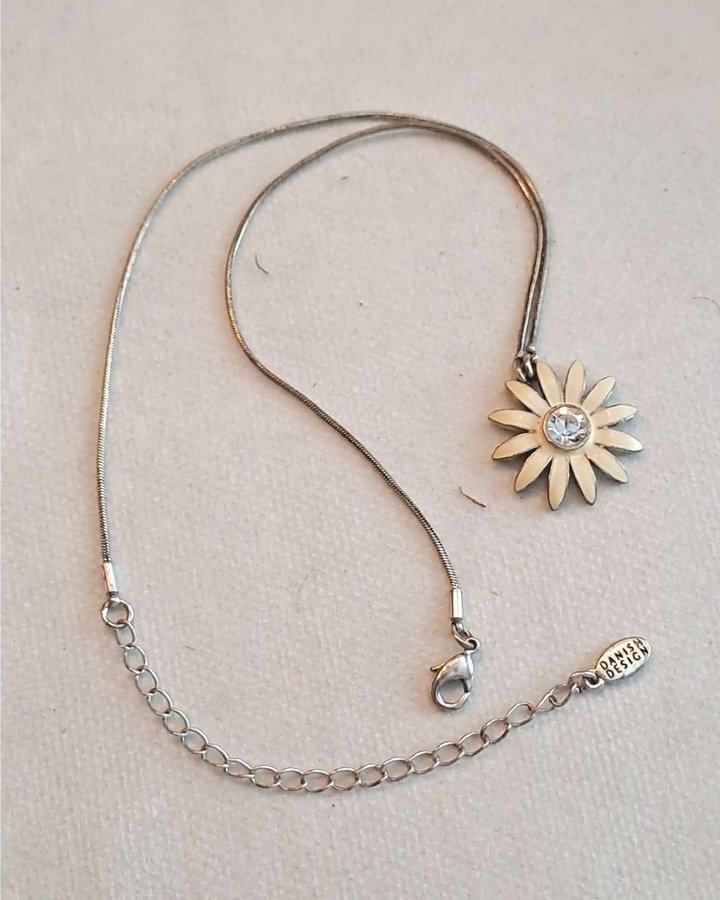 Blomma - PILGRIM Halsband.