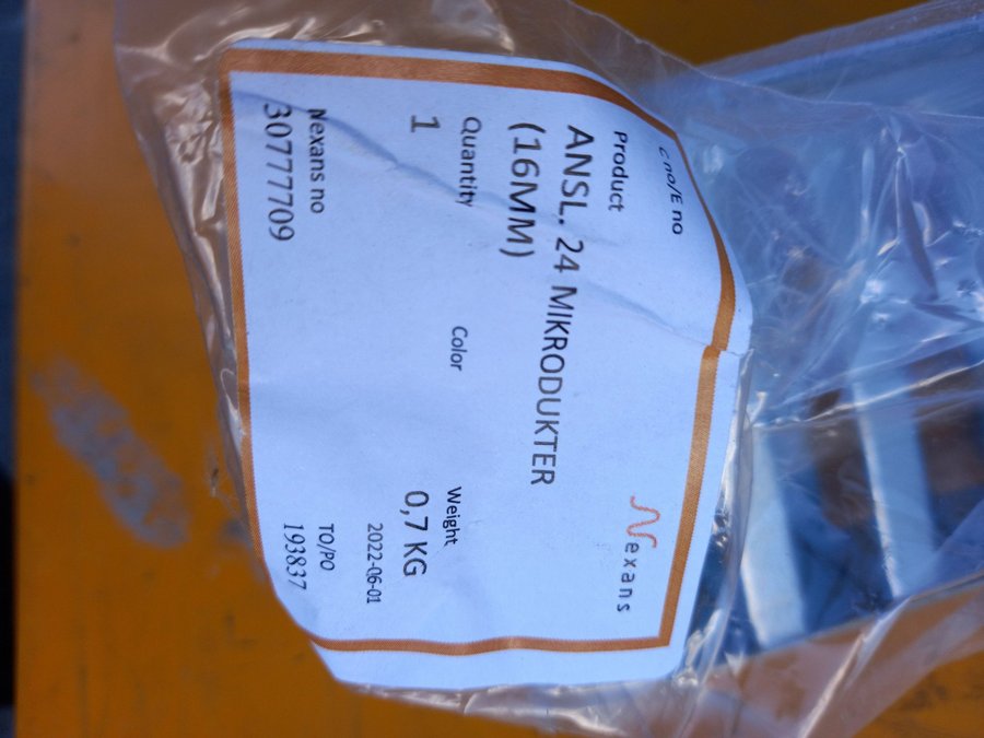 Brand New Nexans 20 st ANSLUTNING 24 MIKRODUKTER 16mm