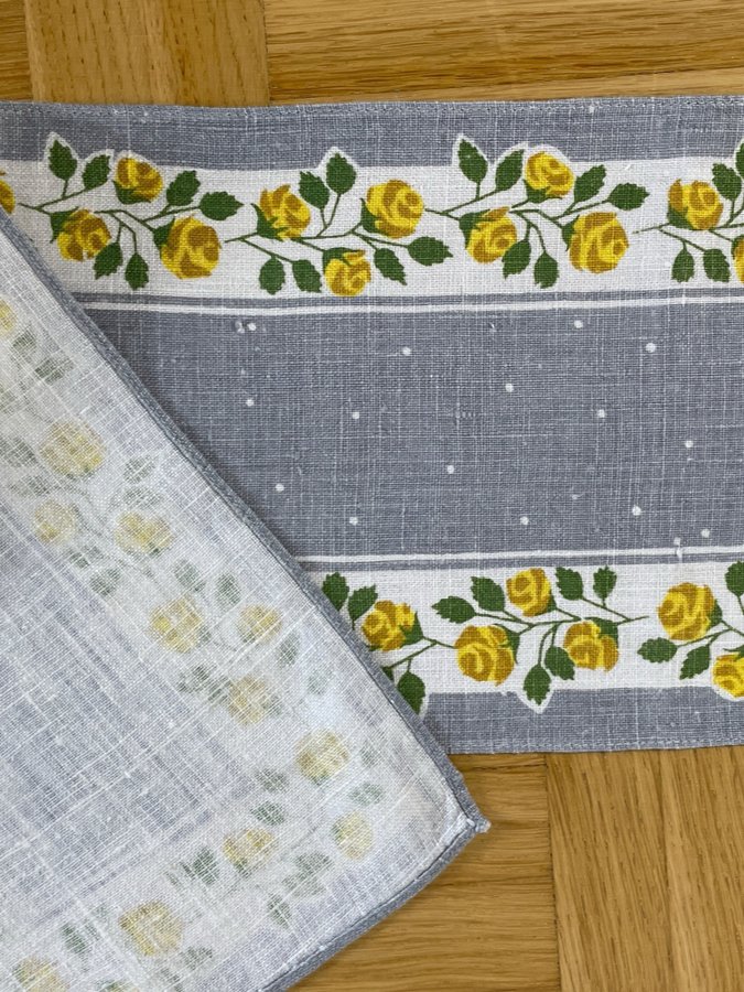 Retrotextil löpare i linne med rosmotiv 94 x 18 cm