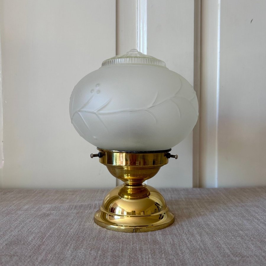 Taklampa Hall Lampa MÄSSING Glaskupa Frostat Glas Retro Vintage