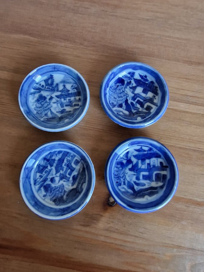 A set of four piece Chinese porcelain 18th century