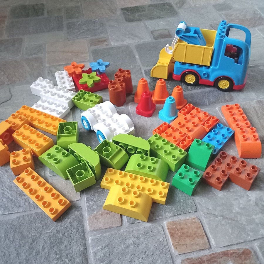 Lego Duplo Byggset med Lastbil och Figur