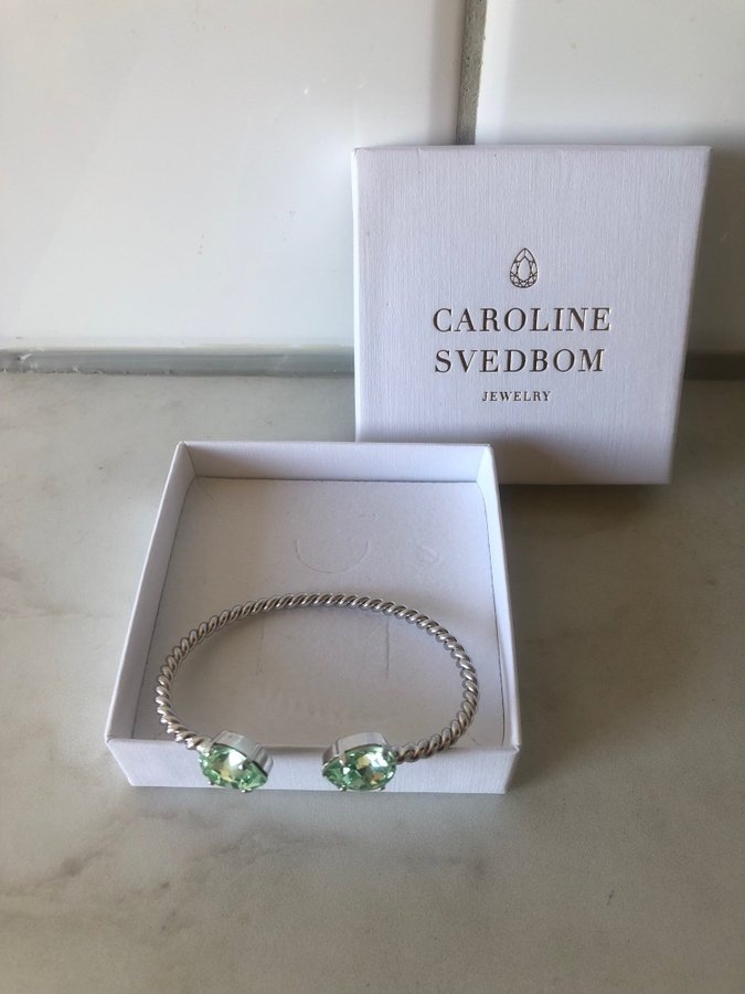 Ny CAROLINE SVEDBOM armband