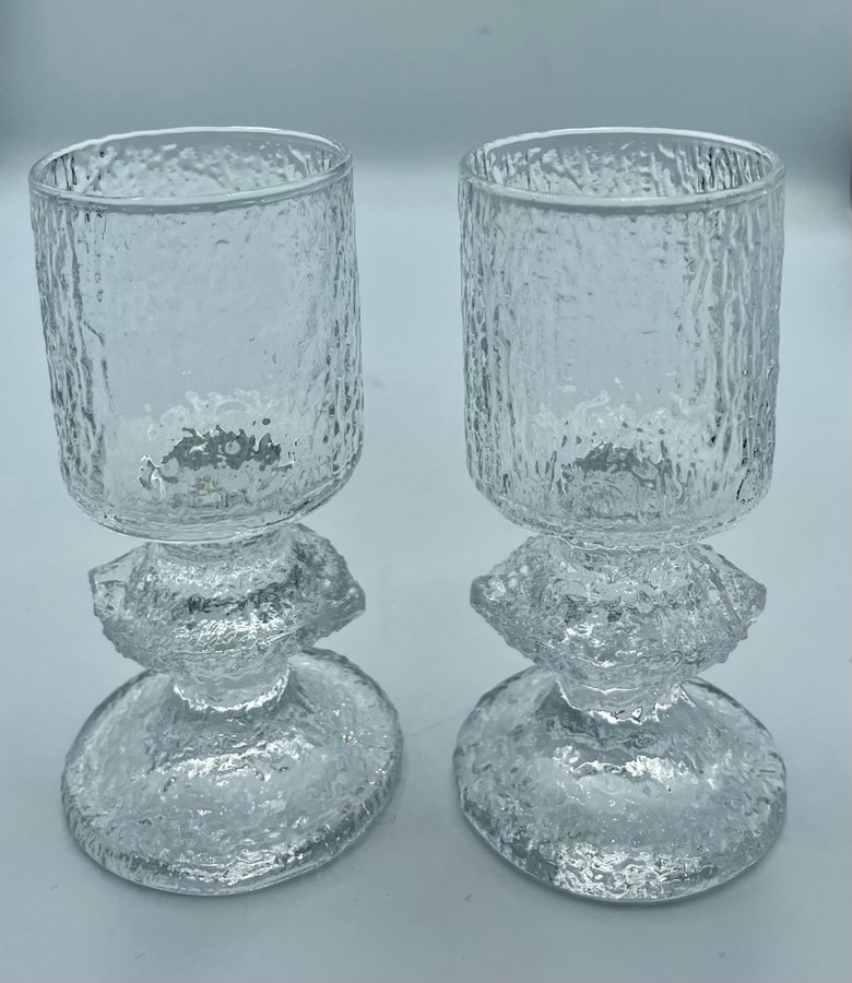 Fyra snygga snapsglas Senator/Festivo i design av Timo Sarpaneva för Iittala