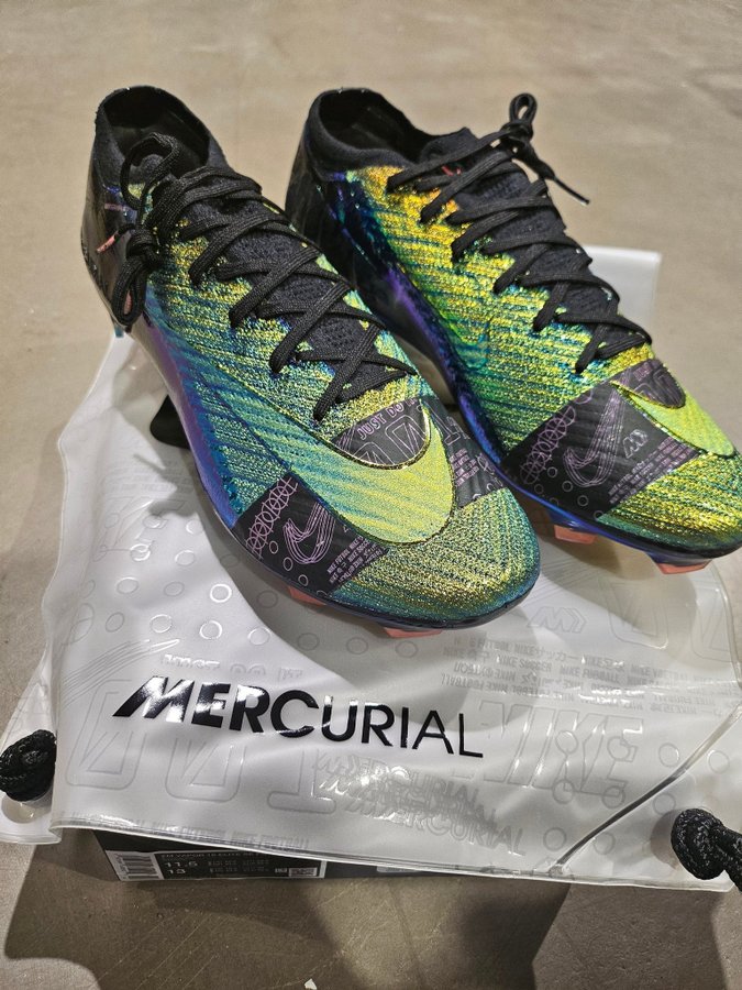 Nike Mercurial Vapor 16 Elite FG Cosmic Speed Storlek 45,5 LIMITED EDITION