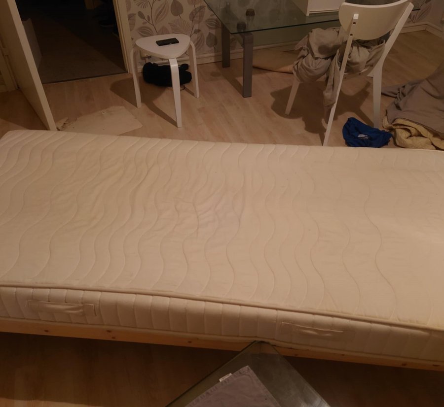 sleepline mjuk + 2 firenze Madrasser +madrassskydd 90x200 cm nypris 23 396 kr